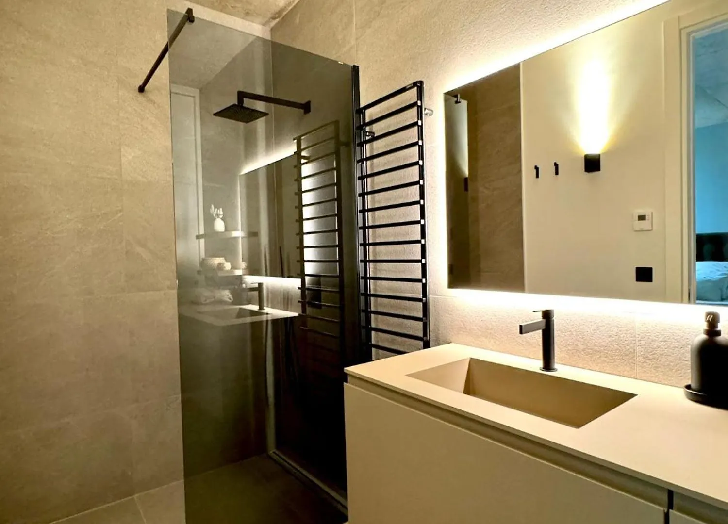 Core Luxembourg City-Serenity Creek 0*,  Λουξεμβούργο